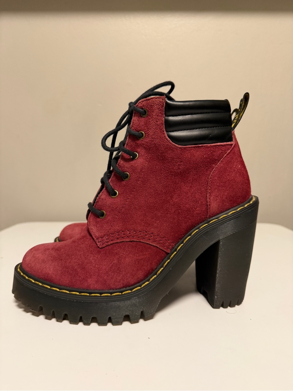 Dr. Martens Persephone Wine Soft Buck Boot Women’s US 5 EU 36 UK 3